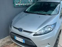 Usata Ford Fiesta 97 CV (71 kW) 2009 Grigio Berlina