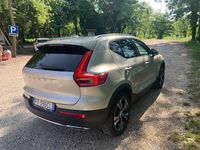 Usata Volvo XC40 Inscription 190 CV (139 kW) 2018 Oro SUV