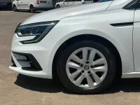 Usata Renault Mégane GrandTour Business 116 CV (85 kW) 2022 Bianco Station wagon