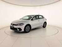 Usata VW Polo Life 95 CV (69 kW) 2023 Reflex silver metallizzato Utilitaria