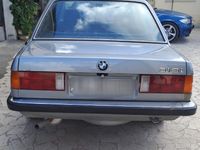 Usata BMW 318 105 CV (77 kW) 1986 Grigio Berlina
