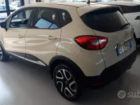 Usata Renault Captur Intens 90 CV (66 kW) 2016 Marrone SUV