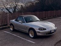 Usata Mazda MX5 110 CV (80 kW) 2000 Grigio Cabrio