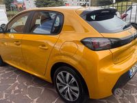 Usata Peugeot 208 Active 74 CV (54 kW) 2020 Giallo Utilitaria