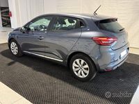 Usado Renault Clio V Business 86 CV (63 kW) 2020 Gris Berlina
