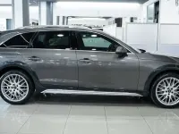 Usata Audi A4 Allroad Ambiente 204 CV (150 kW) 2021 Grigio daytona metallizzato Station wagon