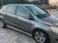 Usata Mercedes B200 140 CV (102 kW) 2006 Grigio Monovolume