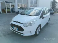 Usata Ford B-MAX Titanium 101 CV (74 kW) 2015 Bianco Monovolume