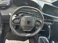 Usata Peugeot 208 Active 101 CV (74 kW) 2024 Grigio Utilitaria