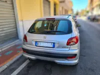 Usata Peugeot 206+ 68 CV (50 kW) 2009 Argento Utilitaria