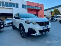 Usata Peugeot 3008 GT-line 120 CV (88 kW) 2017 Bianco SUV