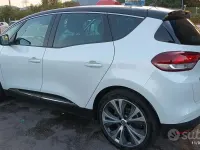 Usata Renault Scénic III 131 CV (96 kW) 2017 Bianco Monovolume