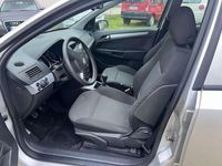 Usata Opel Astra Cosmo 105 CV (77 kW) 2006 Argento Station wagon