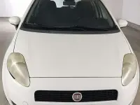 Usata Fiat Grande Punto Active 75 CV (55 kW) 2010 Bianco Utilitaria