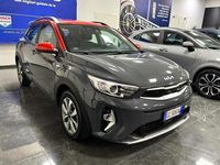 Usata Kia Stonic Style 84 CV (61 kW) 2022 Astro grey SUV