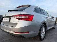 Usata Skoda Superb Executive 120 CV (88 kW) 2019 Argento Station wagon