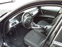 Usata BMW 320 177 CV (130 kW) 2008 Nero Station wagon