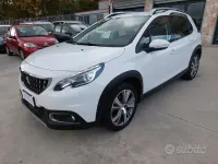 Usata Peugeot 2008 Allure 100 CV (73 kW) 2016 Bianco SUV