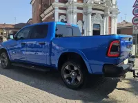 Usata RAM 1500 401 CV (294 kW) 2024 Hydro blue perl Pick-up