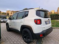 Begagnad Jeep Renegade Night Eagle 131 HK (96 kW) 2022 Vit SUV