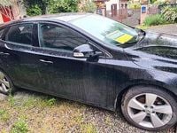 Usata Volvo V40 115 CV (84 kW) 2013 Nero Station wagon