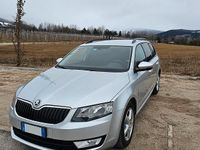 Usata Skoda Octavia Ambition 150 CV (110 kW) 2014 Grigio Utilitaria