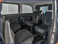 Usado Mercedes V220 Executive 163 CV (119 kW) 2022 Plateado Monovolumen