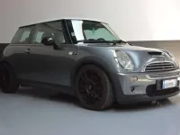 Usata Mini Cooper S 163 CV (119 kW) 2003 Dark silver Utilitaria