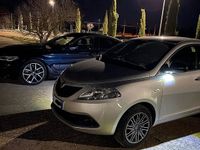 Usata Lancia Ypsilon 69 CV (50 kW) 2019 Grigio Utilitaria