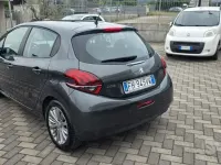Usata Peugeot 208 Active 82 CV (60 kW) 2017 Grigio Utilitaria