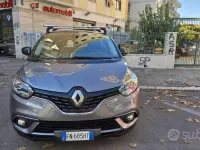 Usata Renault Scénic 110 CV (80 kW) 2018 Grigio Monovolume