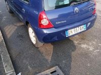 Usata Renault Clio II 58 CV (42 kW) 2008 Blu Berlina