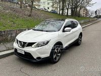 Usata Nissan Qashqai Tekna 131 CV (96 kW) 2017 Bianco SUV