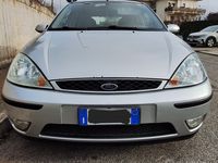 Usata Ford Focus Zetec 116 CV (85 kW) 2002 Grigio Berlina