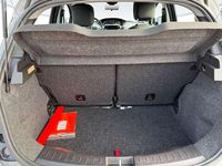 Usata Lancia Ypsilon Gold 70 CV (51 kW) 2023 Grigio scuro metall. Utilitaria