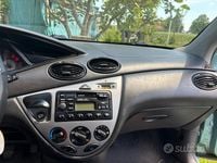 Usata Ford Focus 100 CV (73 kW) 2001 Station wagon