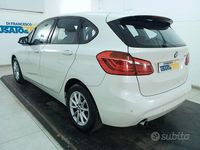 Usata BMW 216 Active Tourer Comfort Edition 116 CV (85 kW) 2017 Bianco metallizzato Monovolume