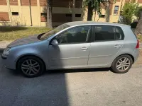 Usata VW Golf IV Comfortline 105 CV (77 kW) 2005 Berlina