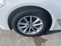 Begagnad BMW 518 150 HK (110 kW) 2019 Vit Kombi