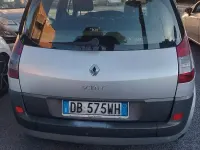 Usata Renault Scénic II 130 CV (95 kW) 2006 Grigio Monovolume