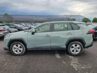 Usata Toyota RAV4 Hybrid Business Edition 178 CV (130 kW) 2019 Grigio SUV