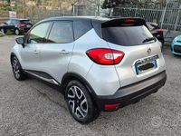 Usata Renault Captur 90 CV (66 kW) 2015 Grigio SUV