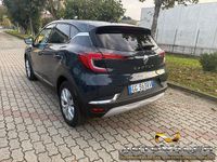 Usata Renault Captur 160 CV (117 kW) 2021 Blu SUV