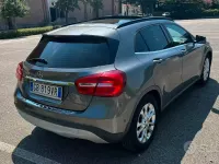 Usata Mercedes GLA200 136 CV (100 kW) 2016 Grigio SUV