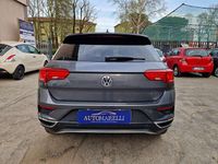 Usata VW T-Roc Style 116 CV (85 kW) 2018 Grigio SUV