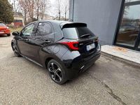 Nuova Toyota Yaris Hybrid Lounge 92 CV (67 kW) 2025 Nero Berlina
