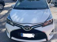 Usata Toyota Yaris 69 CV (50 kW) 2015 Bianco Berlina