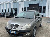 Usata Lancia Ypsilon 60 CV (44 kW) 2006 Grigio Utilitaria