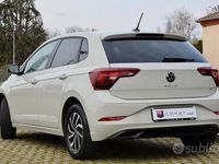Usata VW Polo Life 95 CV (69 kW) 2023 Grigio Utilitaria