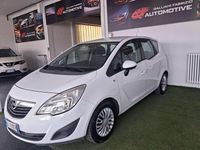 Usata Opel Meriva 101 CV (74 kW) 2011 Bianco Monovolume